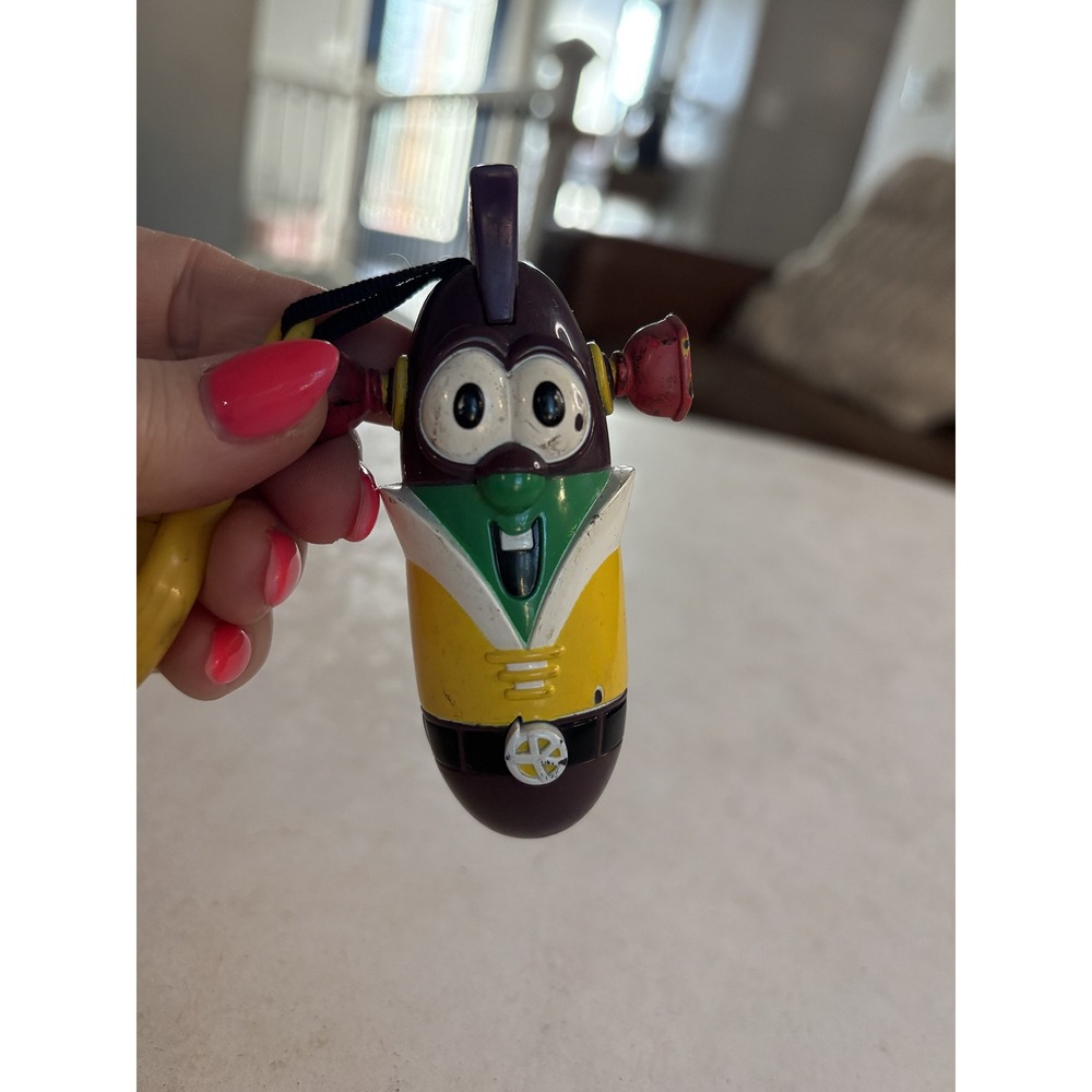 Veggie Tales Talking Larry Boy Clip On Keychain Toy Mattel 2000 Vintage